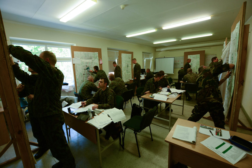 Juozo Lukšos mokymo centre kursą baigė Valstybės sienos apsaugos tarnybos pareigūnas