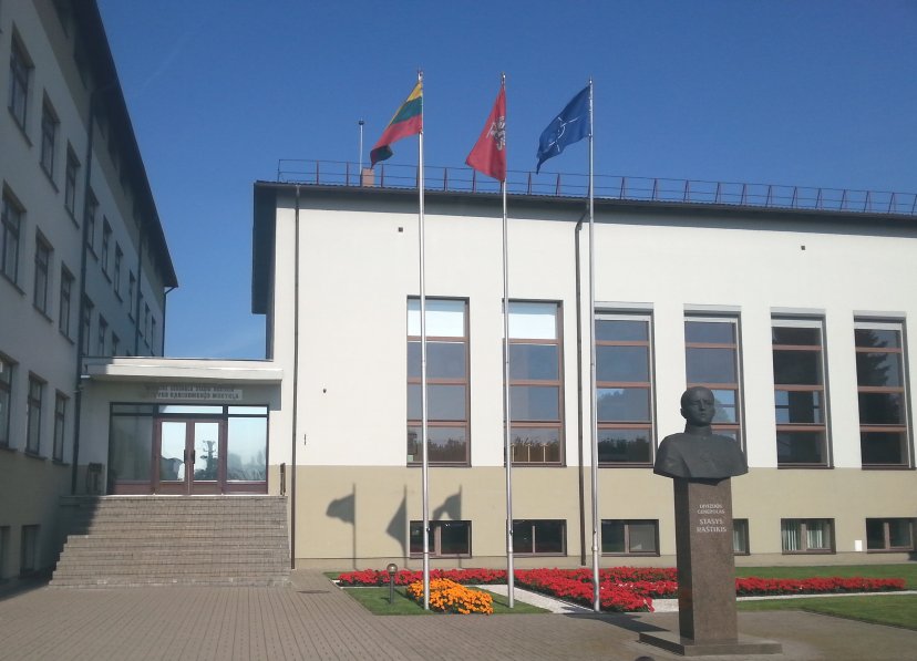 Lietuvos kariuomenės mokykla - antra tarp geriausiai rengiančių vairuotojus