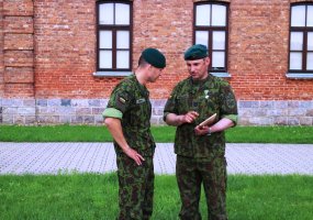 Į atsargą išleistas dar vienas Juozo Vitkaus inžinerijos bataliono karys - 2