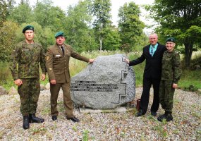 Mokslo ir žinių dieną moksleivius ir kariškius suvienijo Juozo Vitkaus-Kazimieraičio vardas - 1