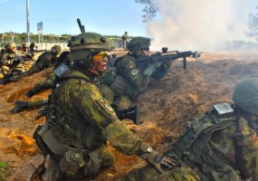 Lietuvos kariuomenės inžinieriai kartu su NATO sąjungininkais treniruojasi veikti mūšio mieste... - 1
