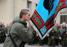 Oro gynybos batalione vyko iškilminga bataliono vado skyrimo į pareigas ir nuolatinės... - 2
