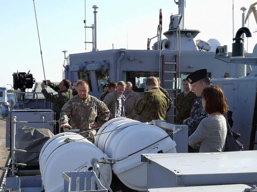 Karinių jūrų pajėgų vadas susitiko su BALDEFCOL vadovybės delegacija ir NFIU atstovybės Lietuvoje...