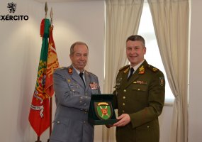 Sausumos pajėgų vadas brigados generolas Valdemaras Rupšys lankėsi Portugalijoje  - 4