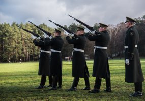 Siekiant atminti ir pagerbti mirusius karius bėgime „In Memoriam“ dalyvavo daugiau kaip 1400... - 2