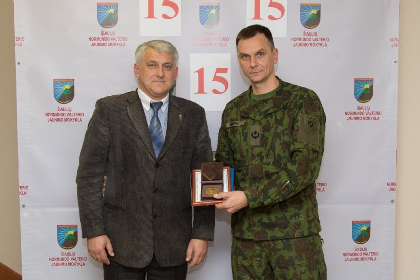 Vyresniojo leitenanto Normundo Valterio gimimo metinių minėjimo metu įvertintas ir Oro gynybos...