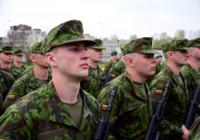 Lietuvos didžiojo kunigaikščio Gedimino štabo batalione įvyko šauktinių karių išleidimo į atsargą... - 4