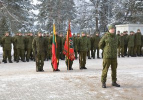 Lietuvos kariuomenės Generolo Adolfo Ramanausko kovinio rengimo centre kariai išleisti į atsargą  - 2