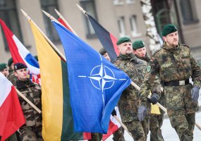 Rukloje  - NATO  priešakinių pajėgų bataliono kovinės grupės vado pasikeitimo ceremonija - 3