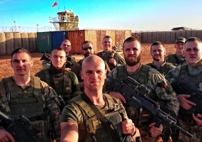 Lietuvos kariai, tarnaujantys tarptautinėse operacijose paminėjo Lietuvos atkūrimo šimtmetį - 1