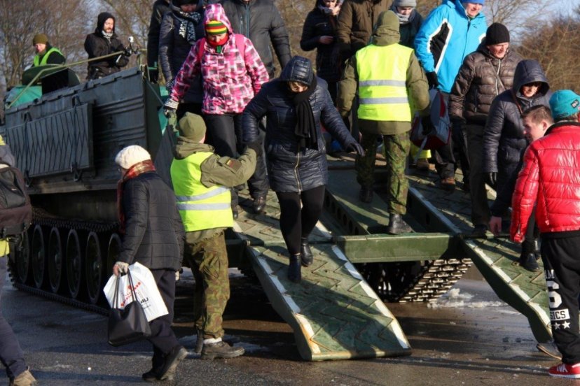 Kariai lieka Šilutės rajono potvynio rajone ir toliau teiks paramą gyventojams 