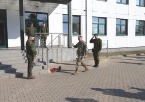 Lietuvoje dislokuotoje NATO priešakinių pajėgų kovinėje grupėje lankėsi Vyriausiasis sąjungininkų... - 5
