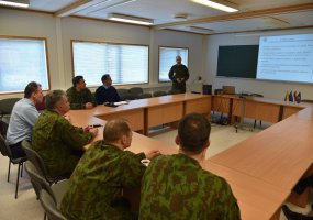 Kariuomenės vadas gen. ltn. Jonas Vytautas Žukas darbiniu vizitu lankėsi Karinėse oro pajėgose - 4