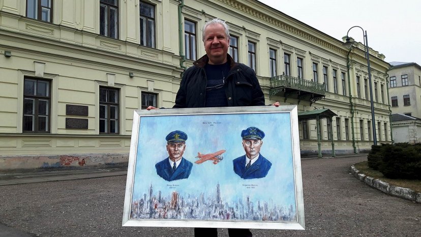 Karinių oro pajėgų štabe - Lietuvos tarpukario karo lakūnų paveikslų pristatymas