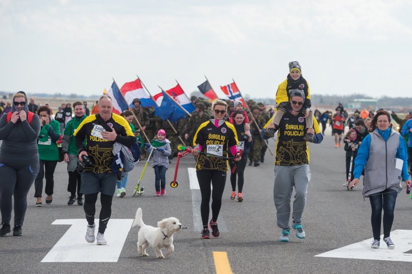 Šiauliuose vyko tradicinis bėgimas „Runway Run 2018