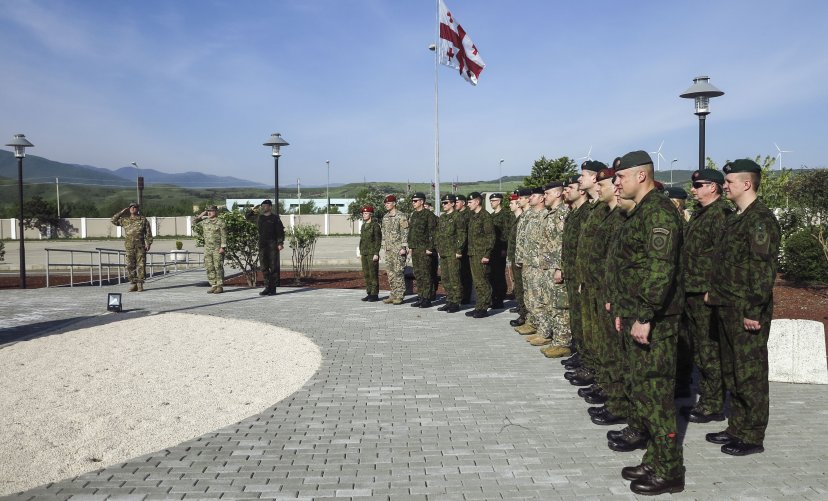 Lietuvos ir Gruzijos karo mokymo įstaigose besimokantys karininkai Goryje treniravosi planuoti...