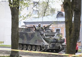 Kariuomenės ir visuomenės šventėje – dvi skirtingų laikmečių karinės operacijos - 4