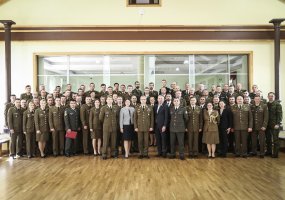 Karo akademijos Vytauto Didžiojo karininkų kursus baigia vis daugiau karininkų  - 3