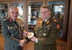 Lietuvoje lankėsi Europos Sąjungos karinio komiteto pirmininkas generolas Mikhailas Kostarakosas - 3