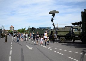 Karinės technikos ekspozicijoje Kaune - tūkstančiai smalsuolių - 6