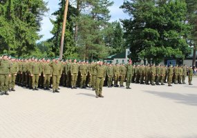 Rukloje ir Tauragėje į atsargą išleisti beveik 1000 šauktinių  - 5