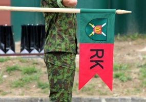 Valstybės dienos išvakarėse į atsargą išleisti šauktiniai kariai - 3