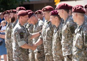 Apdovanoti iš operacijų Malyje ir Ukrainoje grįžę Lietuvos kariai - 1