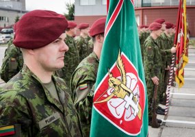 Savanorių pajėgoms vadovaus pulkininkas leitenantas Dainius Pašvenskas - 4