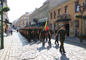 Lietuvos kariuomenės rezervo karininkų gretas papildė 91 leitenantas - 5