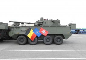 Belgijos kariuomenės konvojus pasipuošė Vyčiu  - 3