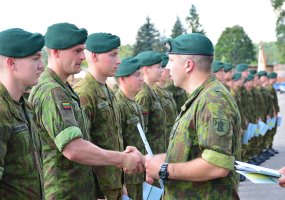 Ulonų batalione į atsargą išleisti tarnybą baigę šauktiniai - 2