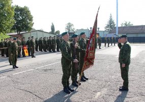 Lietuvos kariuomenės mokyklos kovinė vėliava įteikta naujam viršininkui – pulkininkui Egidijui... - 1