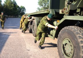 Į atsargą išleisti Vytenio bendrosios paramos logistikos bataliono šauktiniai - 4