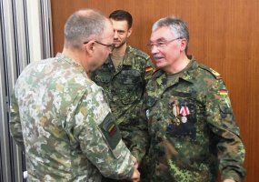 Pasikeitė Lenkijoje dislokuoto NATO daugianacionalinio Šiaurės Rytų korpuso vadas - 2