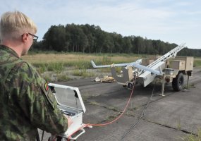Bepiločių orlaivių valdytojai „Dangaus akys“: galime skristi ilgai ir toli - 3
