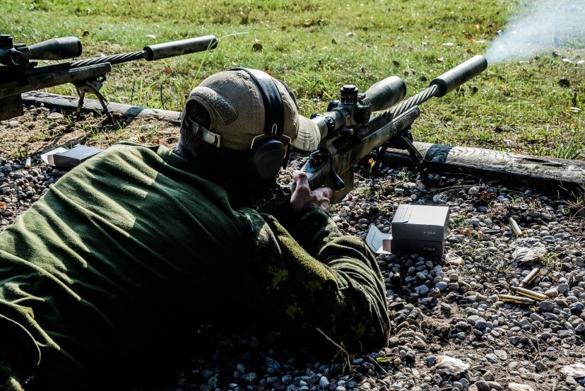 Snaiperiai iš devynių NATO valstybių ir Ukrainos varžėsi dėl taikliausiojo titulo