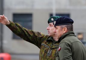 Lietuvoje lankėsi naujasis NATO Daugianacionalinio šiaurės rytų korpuso vadas  - 1