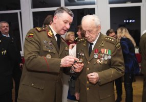 Vilniaus įgulos atsargos kariai minėjo kariuomenės dieną - 3