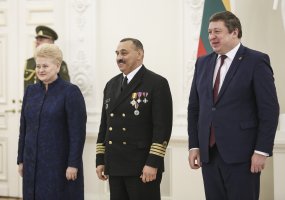 Prezidentūroje suteikti aukštieji kariniai laipsniai ir įteikti valstybiniai apdovanojimai - 4