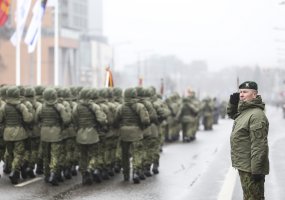 Atkurtos kariuomenės šimtmetį Vilniuje palydėjo karinis paradas ir tūkstančiai žmonių - 2