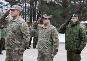 Lithuanian Land Force personnel train in international Exercise Combined Resolve in Germany and... - 1