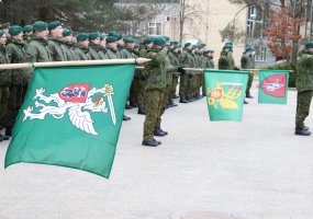 Lithuanian Land Force personnel train in international Exercise Combined Resolve in Germany and... - 2