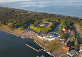 2018 metai Karinių oro pajėgų orlaiviams:  be įprastų užduočių – tūkstančiai tonų vandens,... - 2