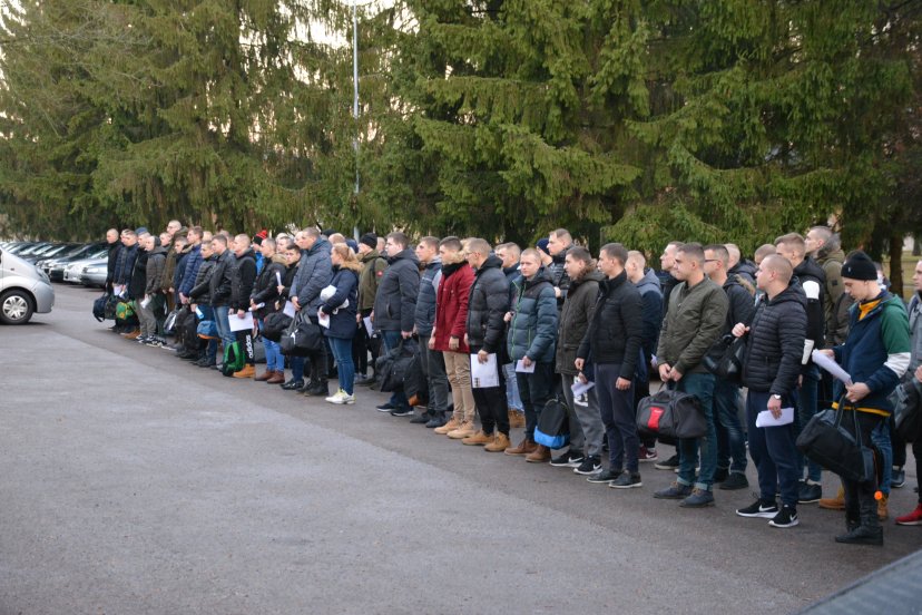 Didžiosios kunigaikštienės Birutės ulonų batalione karo tarnybą pradėjo per 160 šauktinių