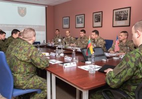 Lithuanian Land Force leadership thanked officers for strengthening U.S.-Lithuanian partnership - 3