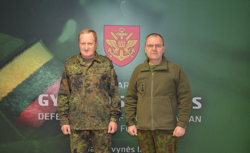 Gynybos štabe lankėsi būsimasis NATO Jungtinių pajėgų vadavietės Brunsume vadas 