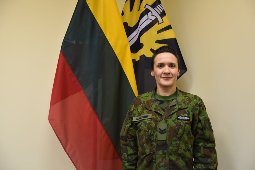 Seržantė pasaulį užkariauja šokio žingsneliu