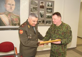 Lietuvoje lankęsis Armėnijos kariuomenės vado pavaduotojas domėjosi puskarininkių rengimo sistema - 6