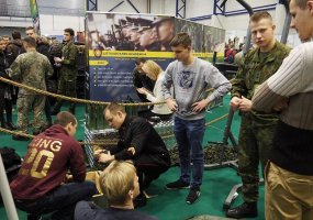Studijų parodoje karjerą planuoti padeda Karo akademija ir Lietuvos kariuomenės pajėgos - 2