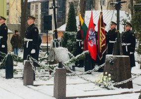 Lietuvos kariuomenės vadas:  - 3